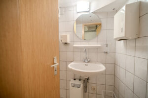 Keller Toilette